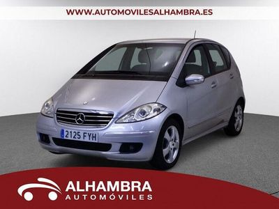 Usado Mercedes A180 Avantgarde 109 CV (80 kW) 2008 Gris / plata Monovolumen
