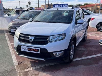 Blanco Usado 2014 Dacia Sandero Stepway Utilitario | 8990 € (Precio justo)