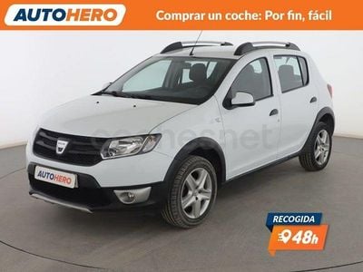 Usado Dacia Sandero Stepway 90 CV (66 kW) 2015 Blanco Berlina