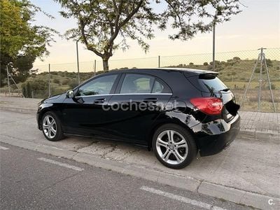 Begagnad Mercedes A180 AMG line 109 HK (80 kW) 2015 Svart Sedan