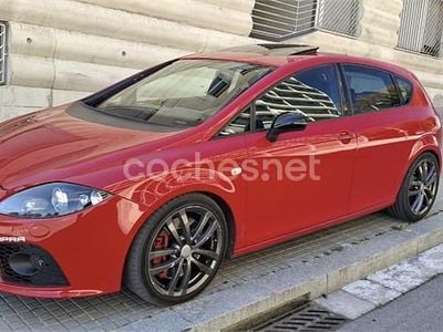 Usado Seat Leon CUPRA 240 CV (176 kW) 2008 Rojo Utilitario
