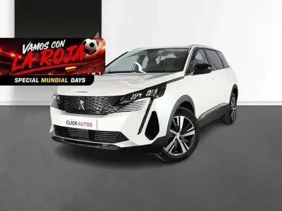 Usado Peugeot 5008 Allure 131 CV (96 kW) 2023 Blanco Monovolumen