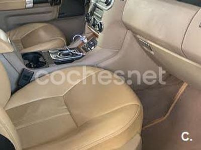 Land Rover Discovery 4