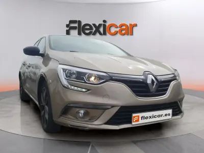 Usado Renault Mégane Business 116 CV (85 kW) 2019 Marrón Berlina