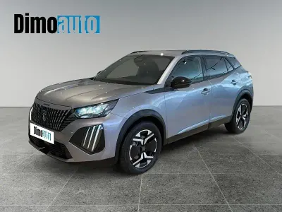 Usado Peugeot 2008 Allure 145 CV (106 kW) 2025 Gris / plata SUV