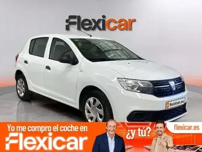 Usado Dacia Sandero Ambiance 73 CV (53 kW) 2018 Blanco Berlina