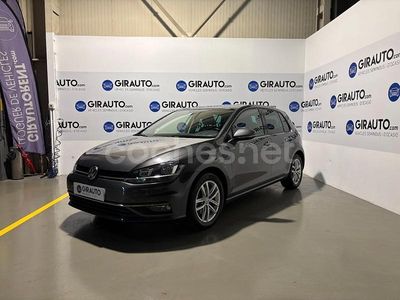 Gris / plata Usado 2017 VW Golf VII Advance Berlina | 16.900 € (Precio justo)