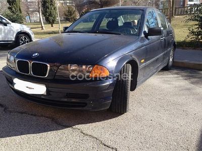 Usado BMW 320 136 CV (100 kW) 2001 Negro Berlina
