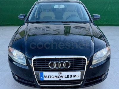 Usado Audi A4 Premium 140 CV (102 kW) 2006 Negro Familiar