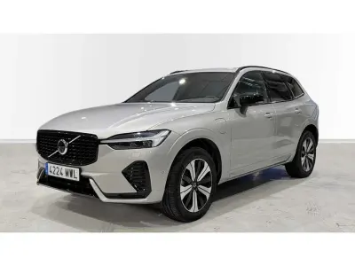 Usado Volvo XC60 Plus 351 CV (258 kW) 2024 Plateado SUV