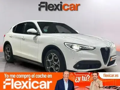 Usado Alfa Romeo Stelvio Sprint 160 CV (117 kW) 2022 Blanco SUV