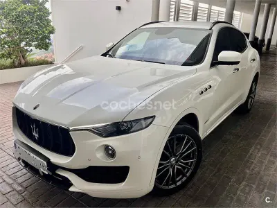 Usado Maserati Levante 275 CV (202 kW) 2018 Blanco SUV