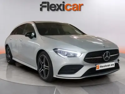 Usado Mercedes CLA180 Shooting Brake 116 CV (85 kW) 2021 Gris Familiar