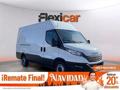 Blanco Usado 2022 Iveco Daily Berlina | 25.990 € (Un poco caro)