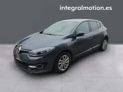 Usado Renault Mégane III LIMITED 116 CV (85 kW) 2015 Gris Utilitario