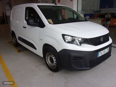 Blanco Usado 2021 Peugeot Partner S Monovolumen | 11.990 € (Precio justo)