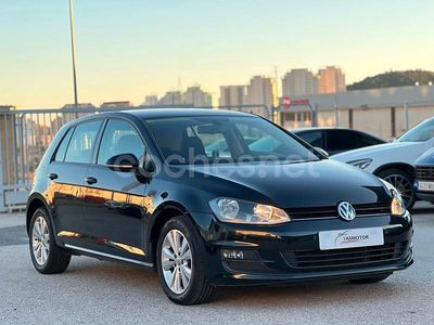 Usado VW Golf VII Advance 105 CV (77 kW) 2014 Negro Berlina
