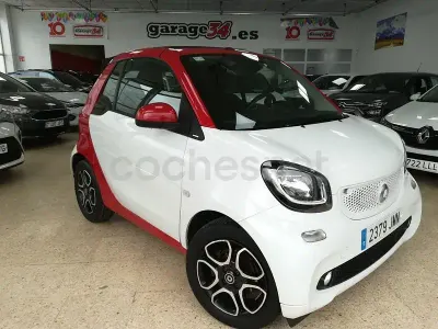 Usado Smart ForTwo Cabrio Passion 71 CV (52 kW) 2016 Blanco Descapotable