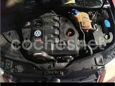 Brugt VW Passat Comfortline 130 HK (95 kW) 2001 Rød Sedan