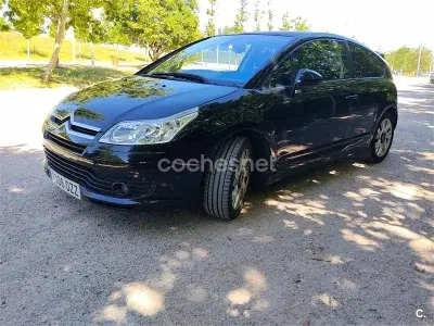 Usado Citroën C4 VTR Sport 110 HP (80 kW) 2006 Preto Sedan