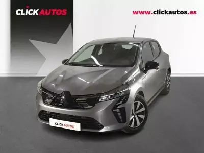 Usado Mitsubishi Colt Motion 90 CV (66 kW) 2025 Gris / plata Utilitario