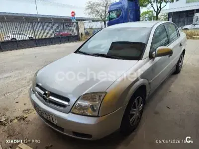 Usado Opel Vectra Comfort 122 CV (89 kW) 2002 Gris / plata Berlina