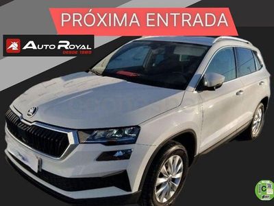Usado Skoda Karoq Ambition 150 CV (110 kW) 2022 Blanco SUV
