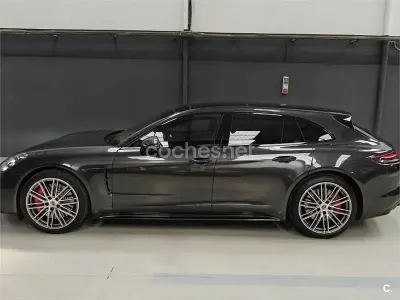 Usado Porsche Panamera Sport Turismo 550 CV (404 kW) 2017 Gris / plata Familiar
