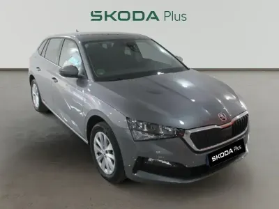 Usado Skoda Scala Selection 115 HP (84 kW) 2024 Cinzento Citadino