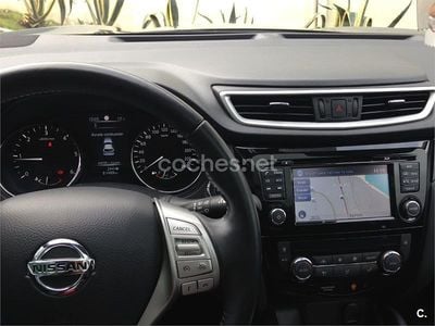 Usado Nissan Qashqai Tekna 110 CV (80 kW) 2014 Gris / plata SUV