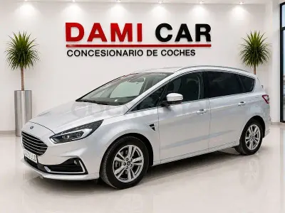 Usado Ford S-MAX Titanium 150 CV (110 kW) 2022 Gris / plata Monovolumen