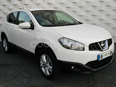 Usado Nissan Qashqai Acenta 110 CV (80 kW) 2013 Blanco SUV