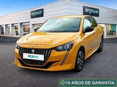 Usado Peugeot 208 Allure 100 CV (73 kW) 2023 Amarillo Utilitario