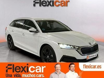 Usado Skoda Octavia Ambition 150 CV (110 kW) 2021 Blanco Berlina