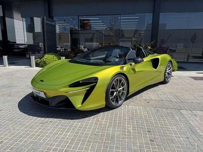 Usado McLaren Artura 700 CV (514 kW) 2025 Verde Descapotable