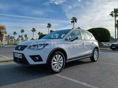 Usado Seat Arona Style 110 CV (80 kW) 2021 Blanco SUV