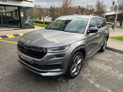 Usado Skoda Kodiaq SportLine 150 CV (110 kW) 2022 Gris / plata SUV