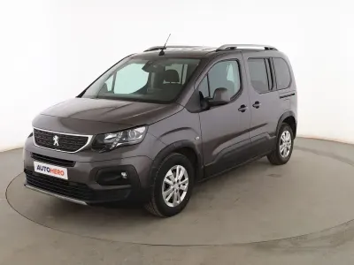 Usado Peugeot Rifter Allure 131 CV (96 kW) 2019 Gris Monovolumen