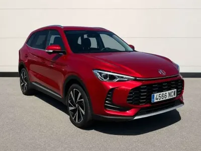 Usado MG ZS Luxury 197 CV (144 kW) 2025 Rojo SUV