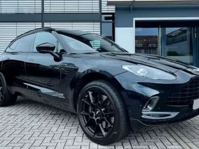 Usado Aston Martin DBX 551 CV (405 kW) 2021 SUV