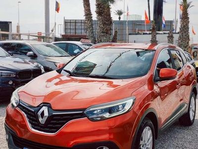 Usado Renault Kadjar LIMITED 132 CV (97 kW) 2018 Rojo SUV