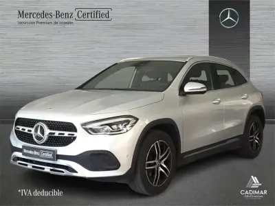 Usado Mercedes GLA180 Progressive 136 CV (100 kW) 2022 Plata iridio SUV