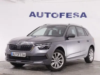 Usado Skoda Kamiq Style 150 CV (110 kW) 2023 Gris SUV