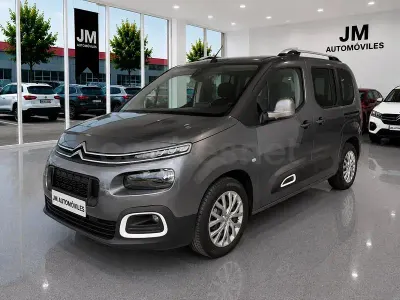 Usado Citroën Berlingo Feel 102 CV (75 kW) 2019 Gris / plata Monovolumen