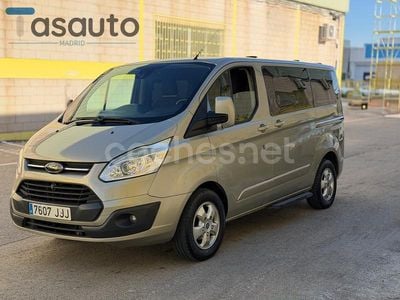 Usado Ford Tourneo Titanium 155 CV (114 kW) 2015 Beige Monovolumen