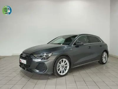 Usado Audi A3 Sportback S-Line 150 CV (110 kW) 2025 Gris Utilitario