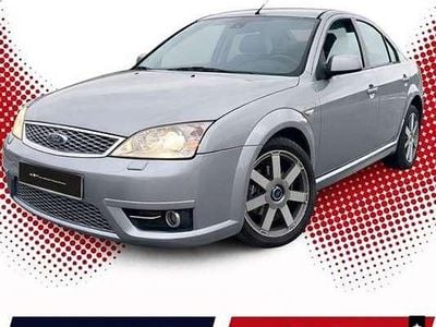 Usado Ford Mondeo Titanium 131 CV (96 kW) 2006 Gris Berlina