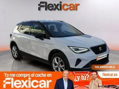 Usado Seat Arona FR 150 CV (110 kW) 2023 Blanco SUV