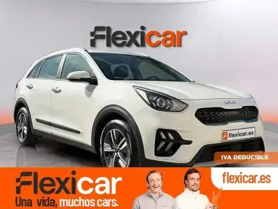 Usado Kia Niro 141 HP (103 kW) 2022 Branco SUV