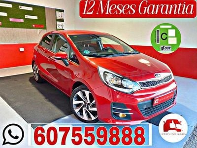 Usado Kia Rio 75 CV (55 kW) 2016 Rojo Utilitario